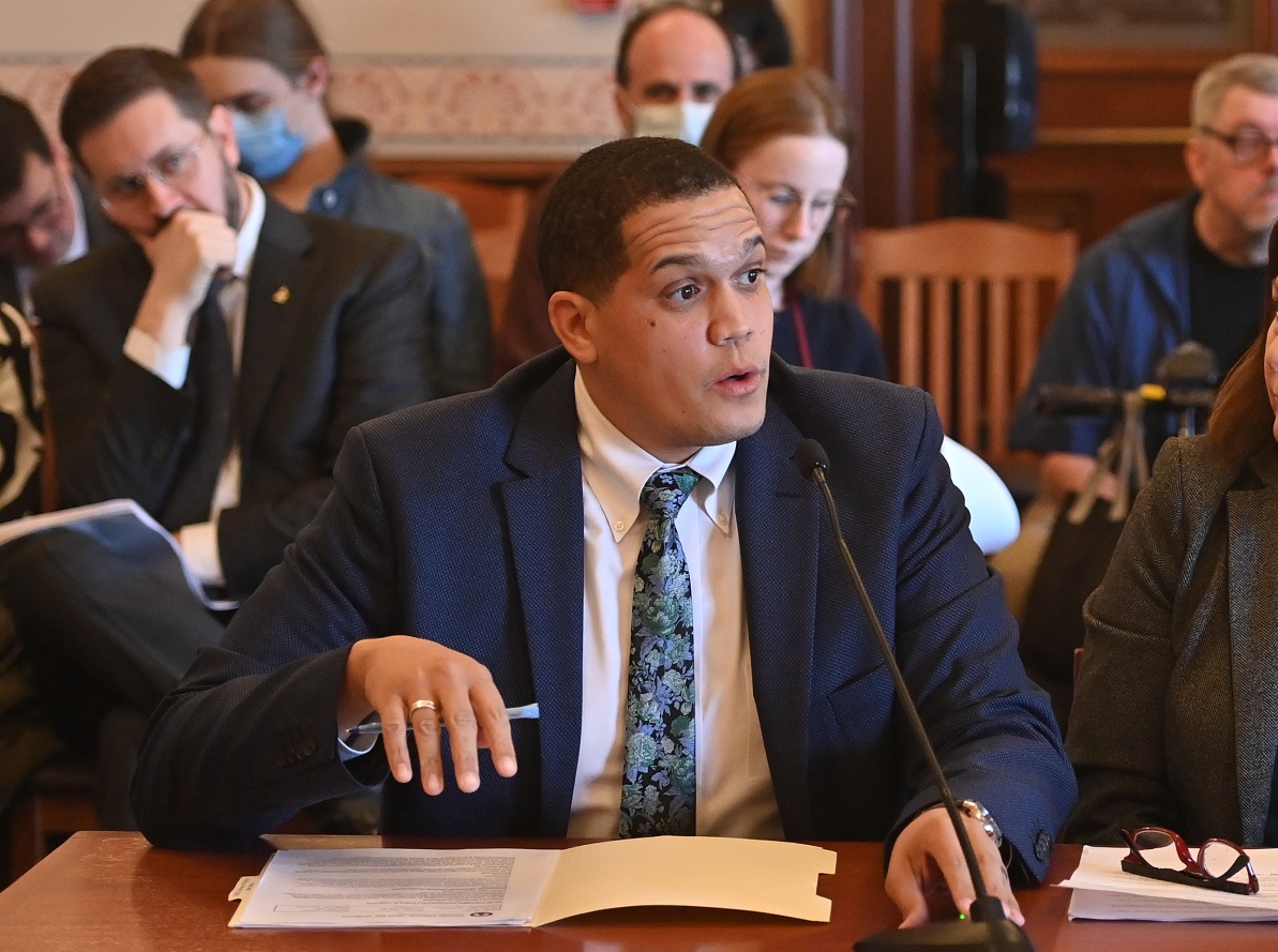 State Senator Robert Peters